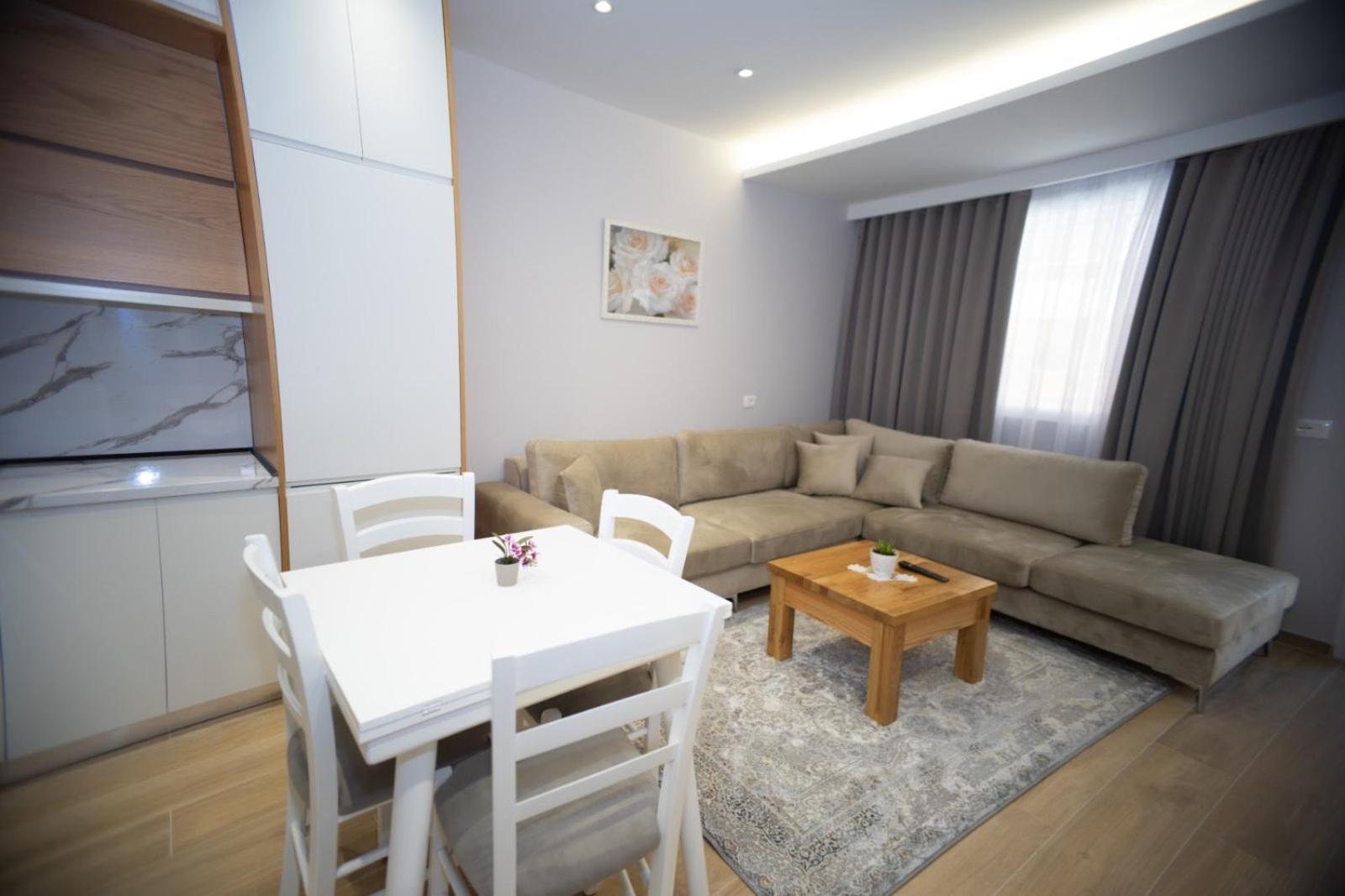 Deizi Apartaments1 - Premium, *